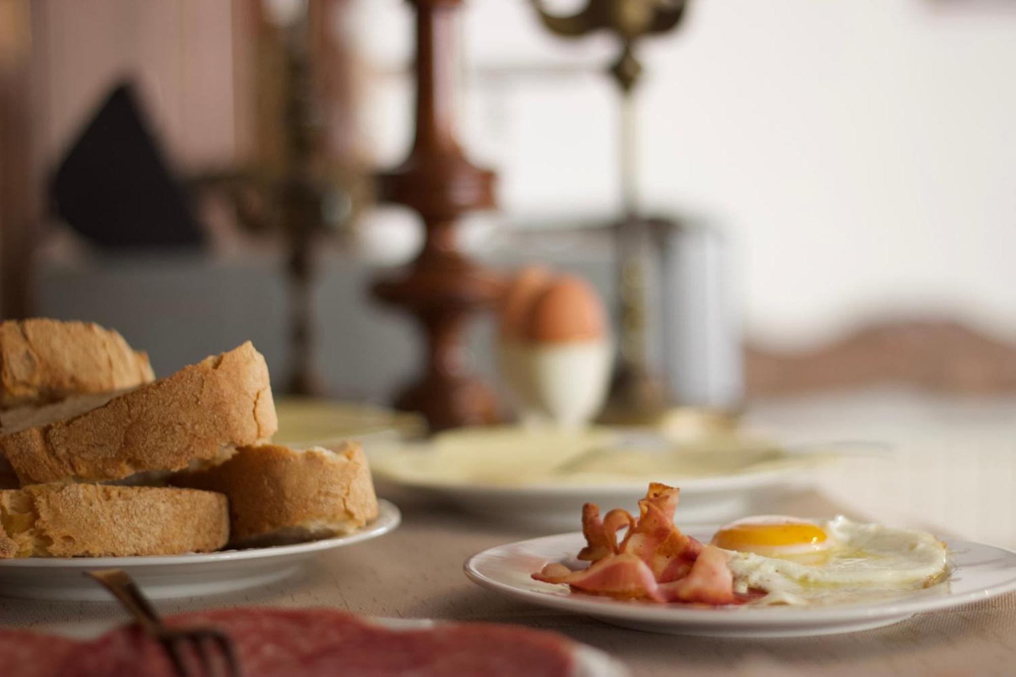 콰르투치우 Domuseo B&B 외부 사진