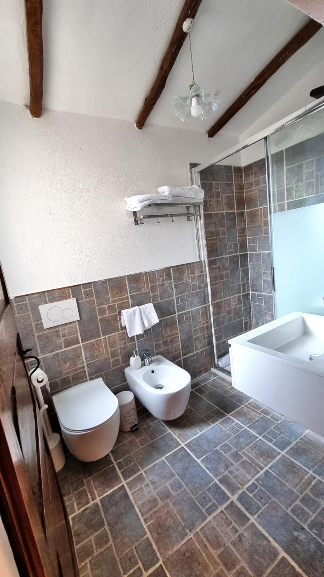 콰르투치우 Domuseo B&B 외부 사진